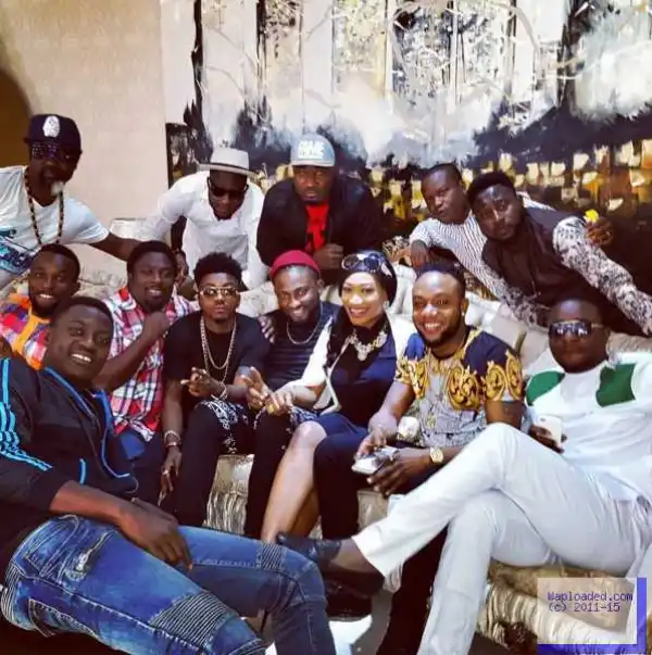 Oge Okoye Surrounded By Nigerian Entertainment Big Boys (Photo)